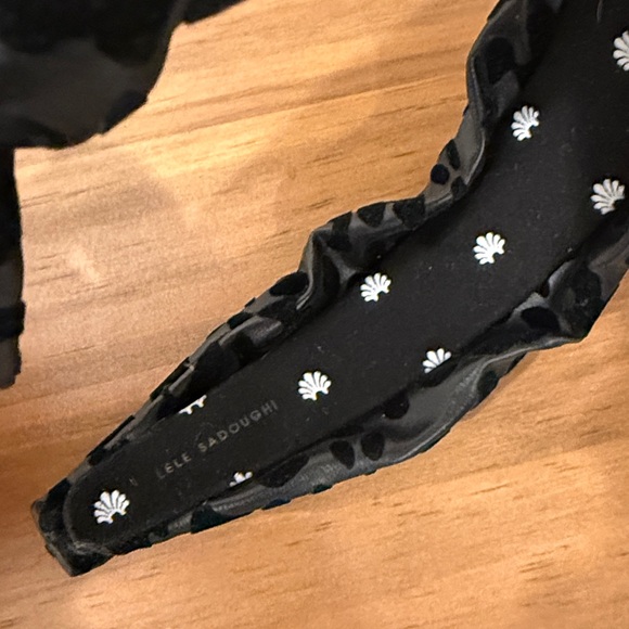 Lele Sadoughi Faux Leather Knotted Headband Black Leopard Print - Picture 3 of 3